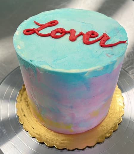 Cake level 1 : Lovers Watercolor Cake 