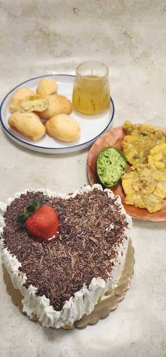 Colombian Date Night image